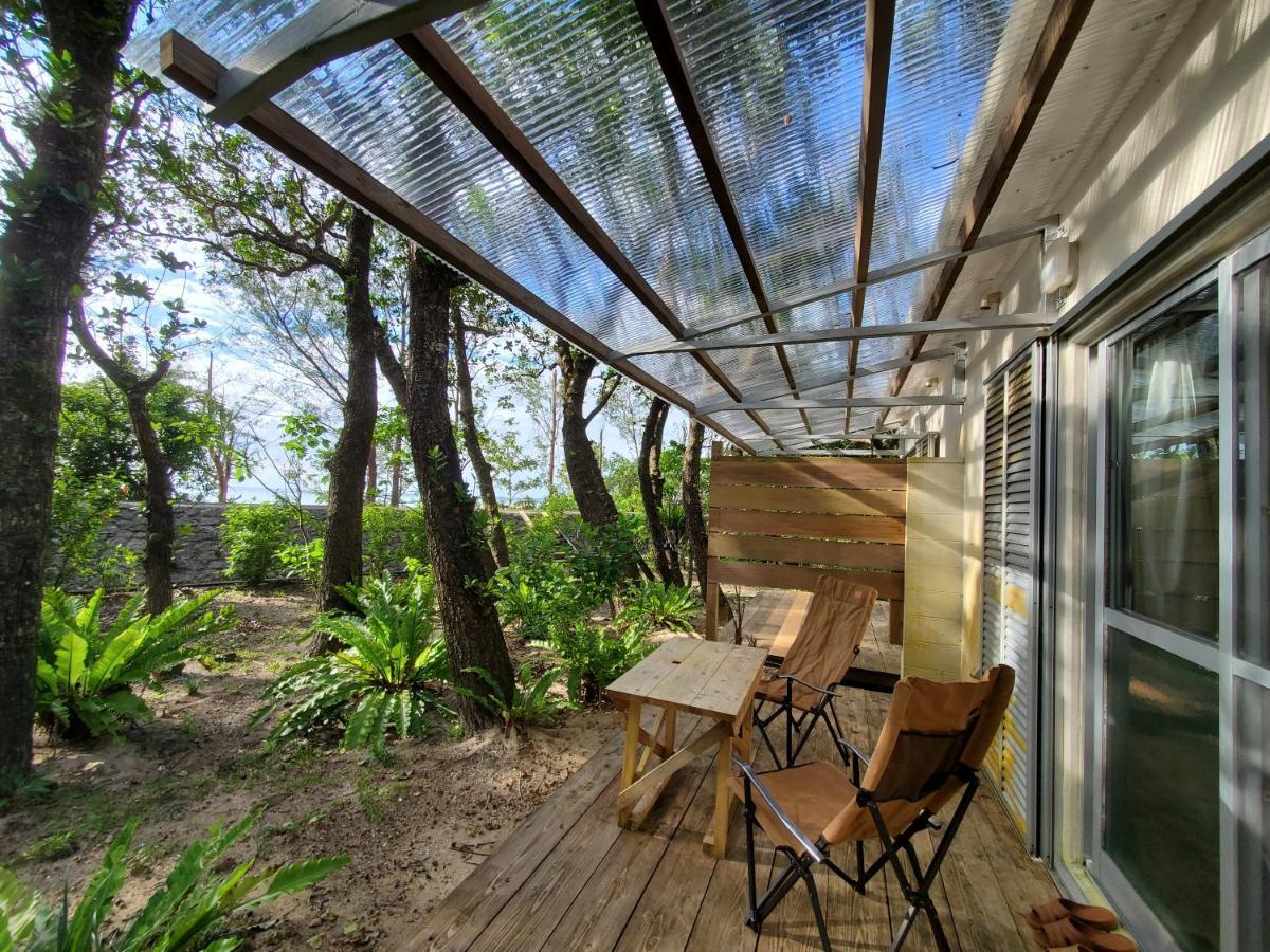 Kuganipi Beachside Inn Iriomote Urauchi Exteriör bild